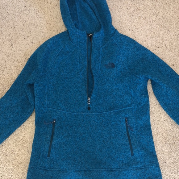The North Face Jackets & Blazers - The north face teal/blue hooded half zip pull over size medium